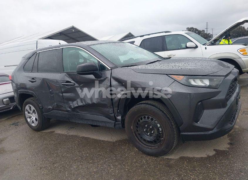 Photo 13 of 2022 Toyota Rav4 LE (VIN 2T3F1RFV1NC292728)