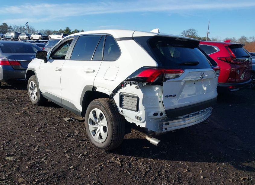 Photo 3 of 2022 Toyota Rav4 LE (VIN 2T3F1RFV1NW316010)