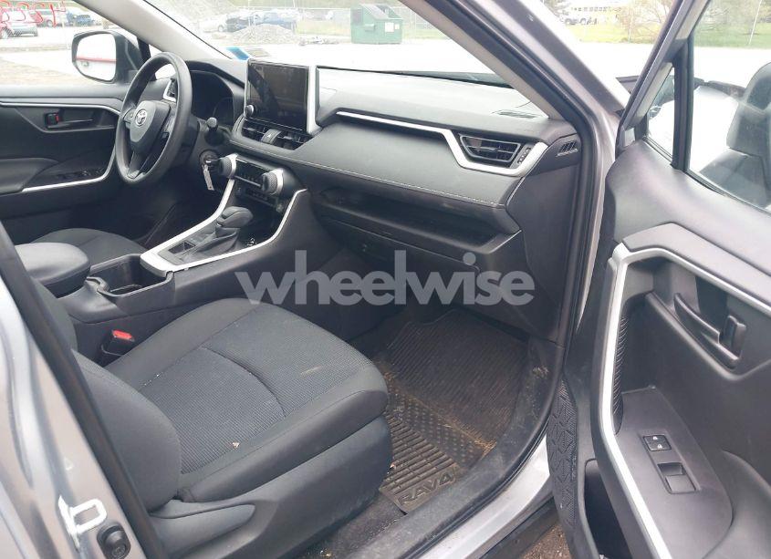 Photo 5 of 2023 Toyota Rav4 LE (VIN 2T3F1RFV1PC379919)