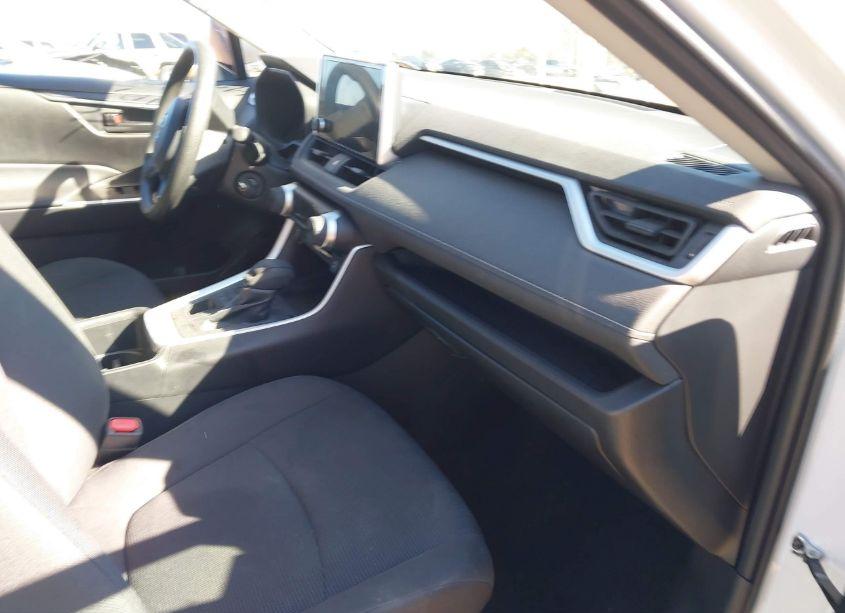 Photo 5 of 2024 Toyota Rav4 LE (VIN 2T3F1RFV1RW449078)