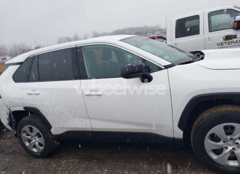 Photo 13 of 2024 Toyota Rav4 LE (VIN 2T3F1RFV1RW461201)