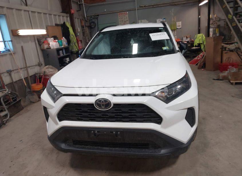 Photo 11 of 2019 Toyota Rav4 LE (VIN 2T3F1RFV2KC034150)
