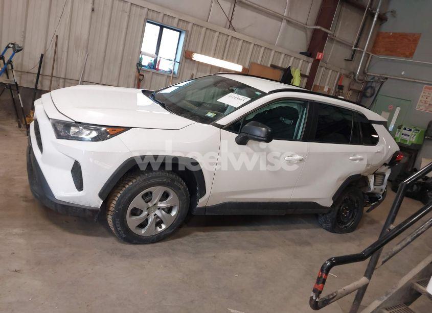 Photo 13 of 2019 Toyota Rav4 LE (VIN 2T3F1RFV2KC034150)