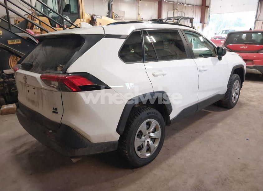 Photo 4 of 2019 Toyota Rav4 LE (VIN 2T3F1RFV2KC034150)