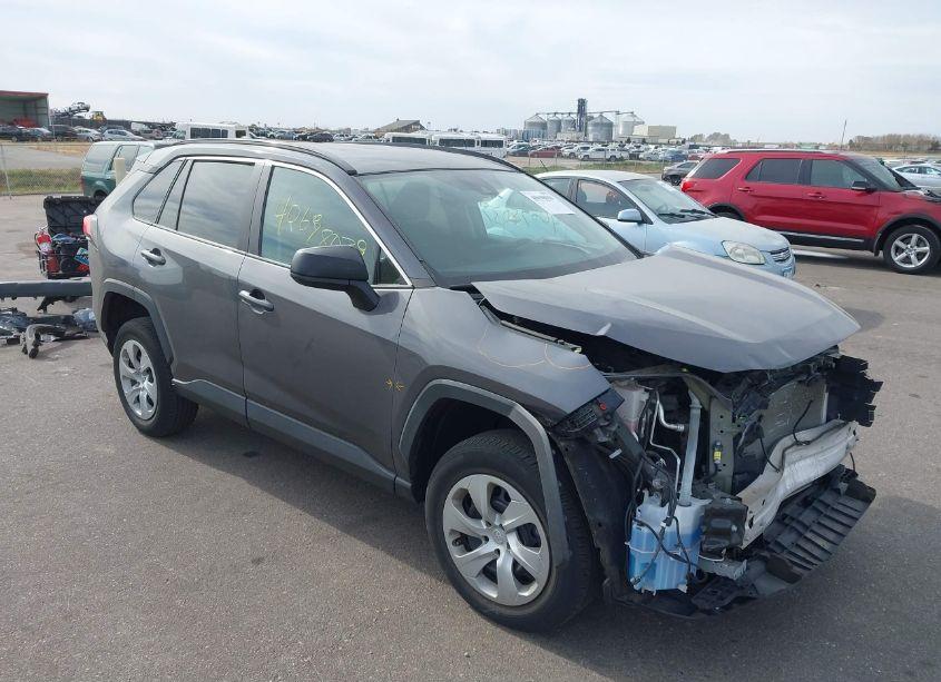 2019 Toyota Rav4 LE (VIN 2T3F1RFV2KW060522) main photo