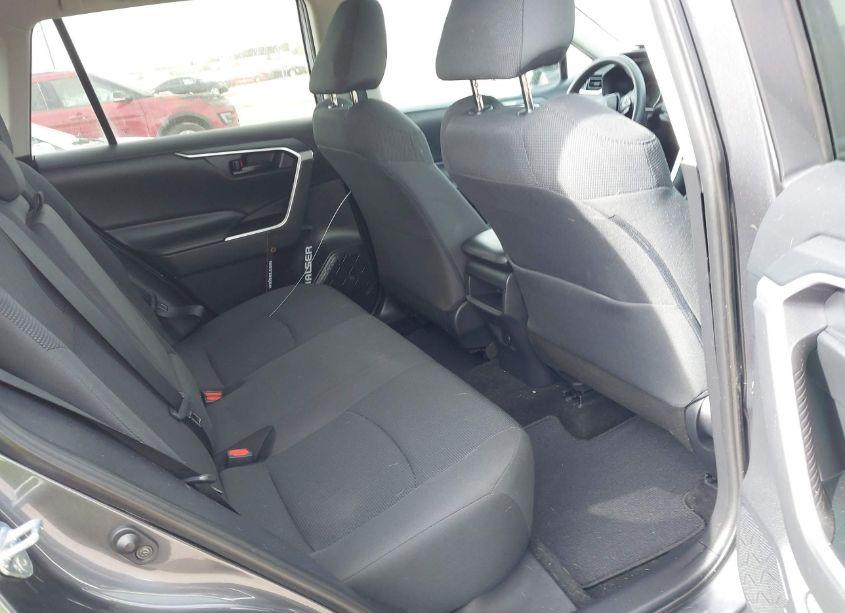 Photo 8 of 2019 Toyota Rav4 LE (VIN 2T3F1RFV2KW060522)