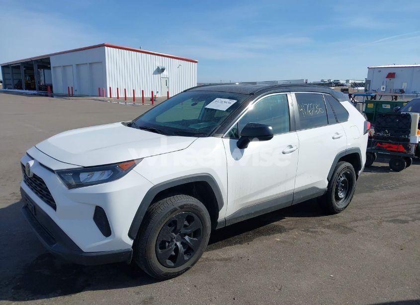 Photo 2 of 2020 Toyota Rav4 LE (VIN 2T3F1RFV2LC089909)