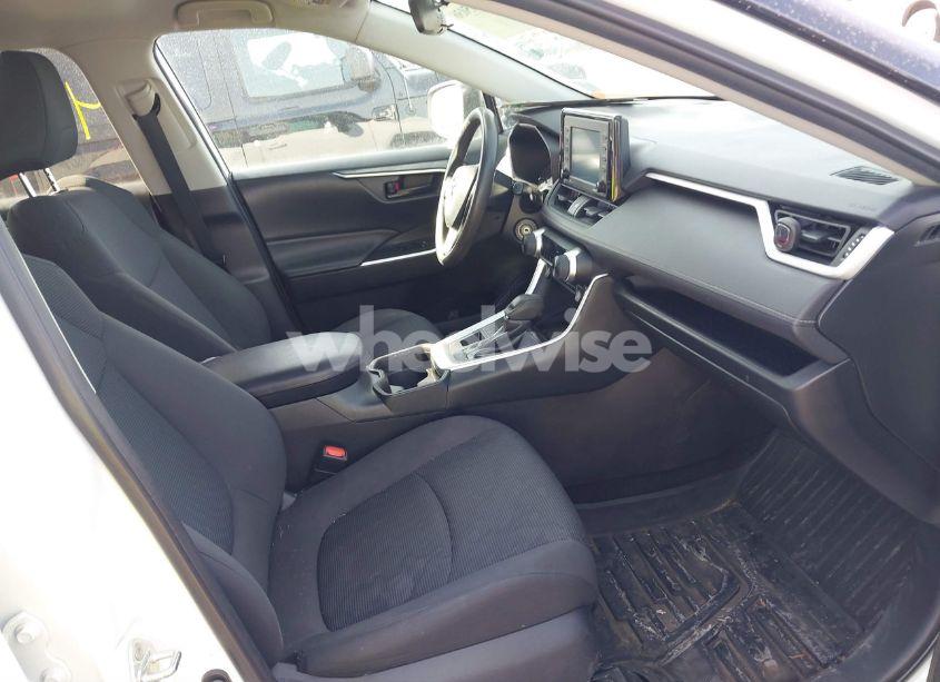 Photo 5 of 2020 Toyota Rav4 LE (VIN 2T3F1RFV2LC089909)