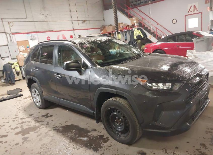 Photo 13 of 2020 Toyota Rav4 LE (VIN 2T3F1RFV2LW085535)