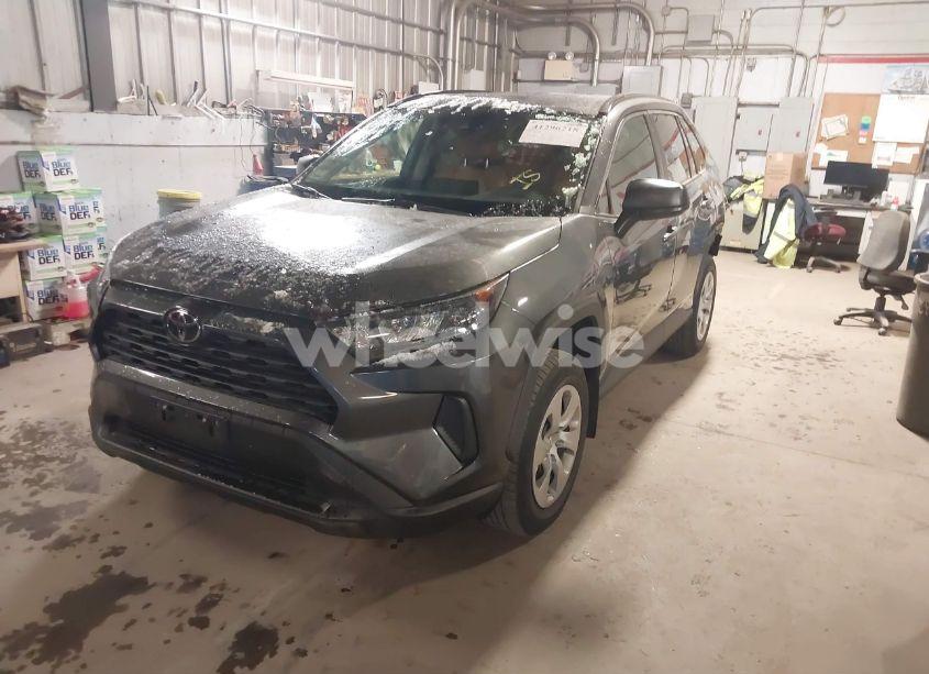 Photo 2 of 2020 Toyota Rav4 LE (VIN 2T3F1RFV2LW085535)