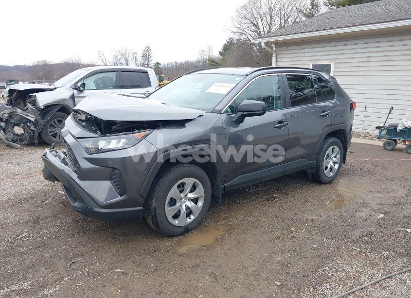 Photo 2 of 2021 Toyota Rav4 LE (VIN 2T3F1RFV2MC245870)