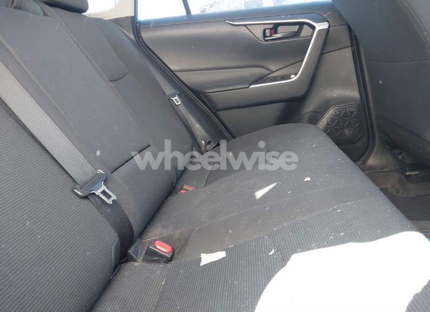 Photo 8 of 2021 Toyota Rav4 LE (VIN 2T3F1RFV2MW215301)