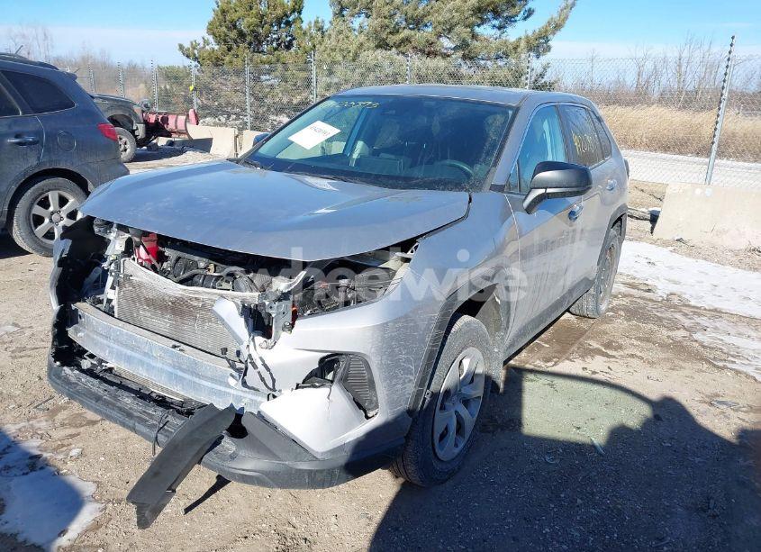 Photo 2 of 2022 Toyota Rav4 LE (VIN 2T3F1RFV2NC289143)