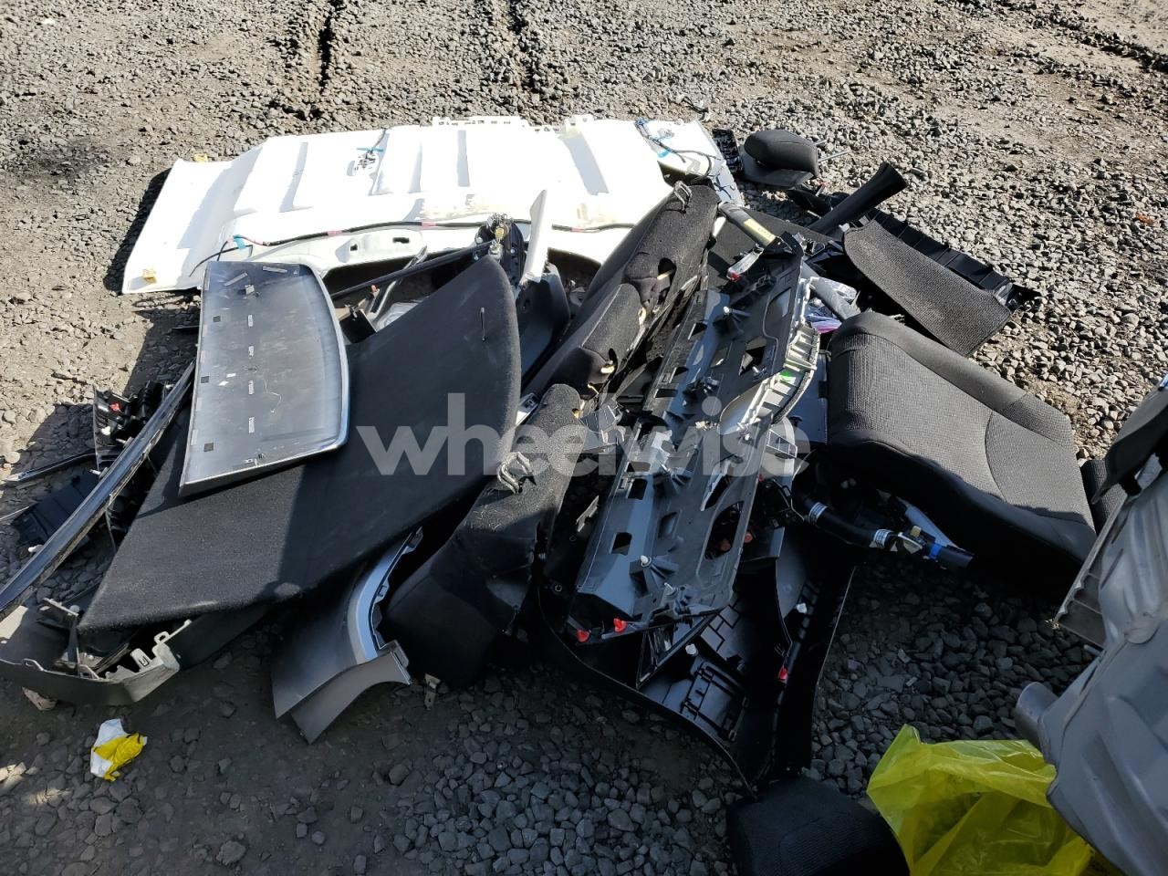 Photo 13 of 2019 TOYOTA RAV4 LE (VIN 2T3F1RFV3KC015008)