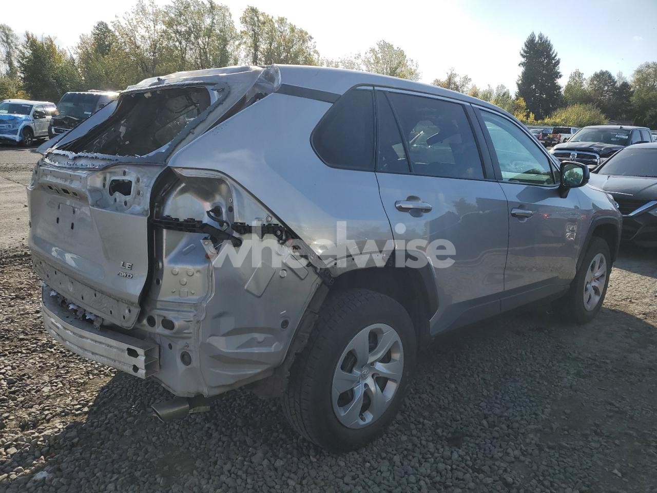 Photo 3 of 2019 TOYOTA RAV4 LE (VIN 2T3F1RFV3KC015008)