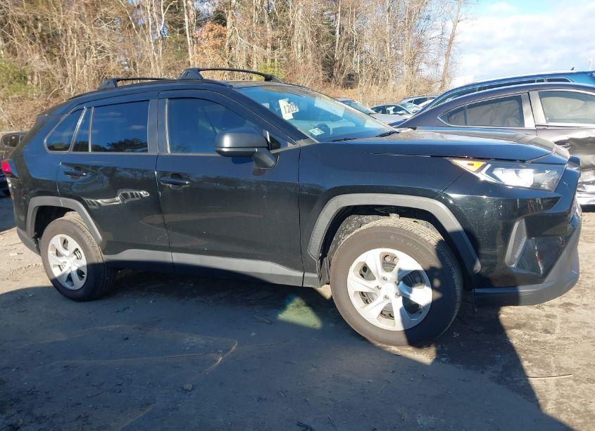 Photo 13 of 2019 Toyota Rav4 LE (VIN 2T3F1RFV3KC015817)