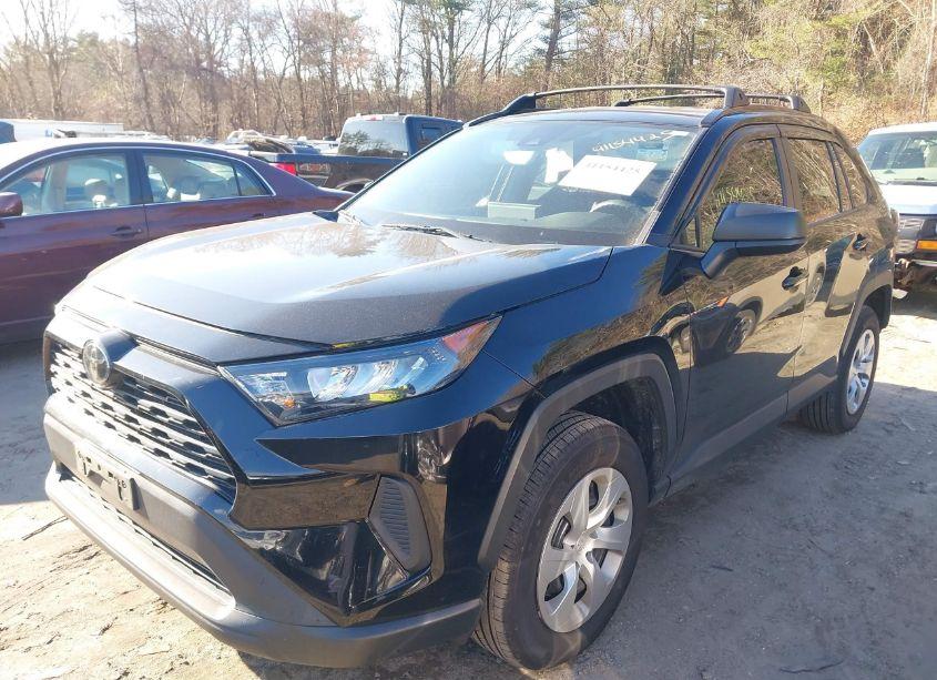 Photo 2 of 2019 Toyota Rav4 LE (VIN 2T3F1RFV3KC015817)