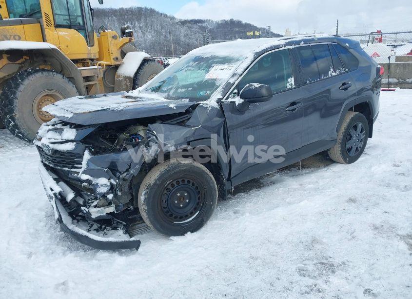 Photo 2 of 2019 Toyota Rav4 LE (VIN 2T3F1RFV3KC053905)
