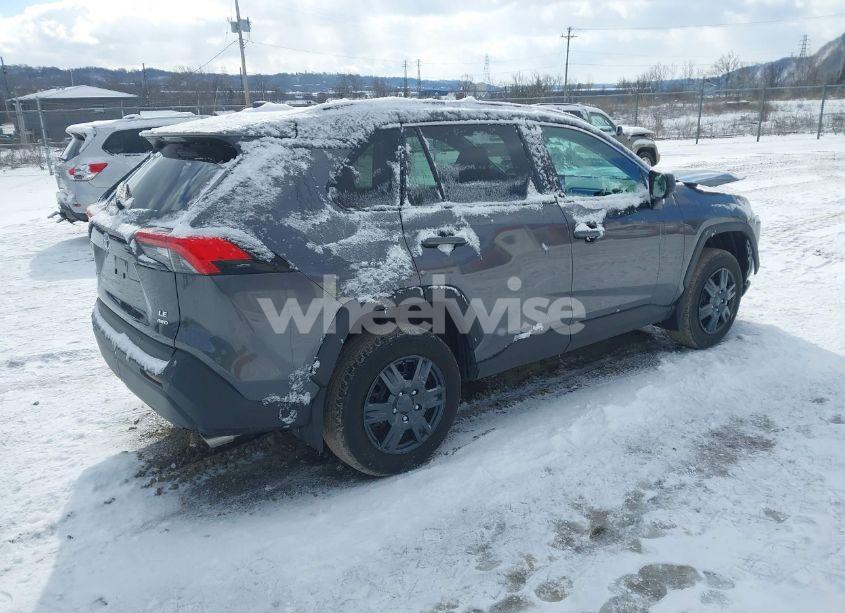 Photo 4 of 2019 Toyota Rav4 LE (VIN 2T3F1RFV3KC053905)