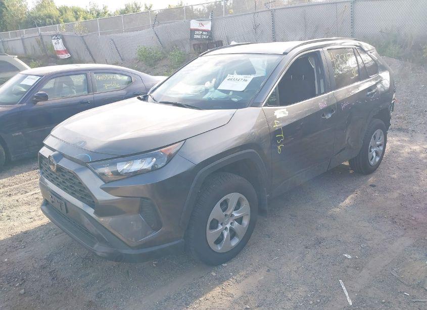 Photo 2 of 2020 Toyota Rav4 LE (VIN 2T3F1RFV3LC085383)