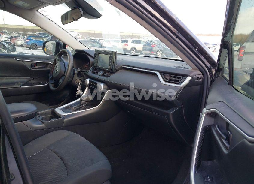 Photo 5 of 2020 Toyota Rav4 LE (VIN 2T3F1RFV3LC085433)