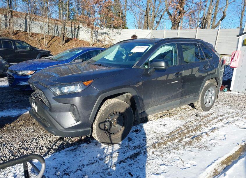 Photo 2 of 2020 Toyota Rav4 LE (VIN 2T3F1RFV3LC106703)