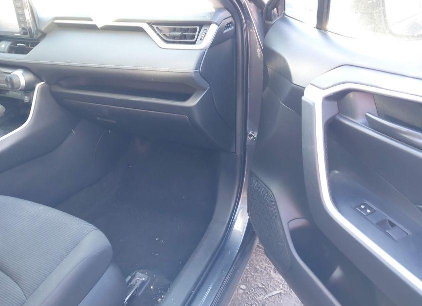 Photo 5 of 2020 Toyota Rav4 LE (VIN 2T3F1RFV3LC106703)
