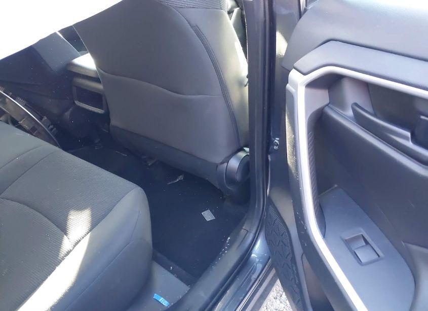 Photo 8 of 2020 Toyota Rav4 LE (VIN 2T3F1RFV3LC106703)