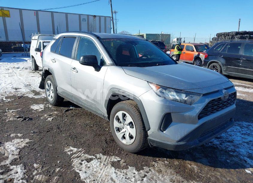 2020 Toyota Rav4 LE (VIN 2T3F1RFV3LW086855) main photo