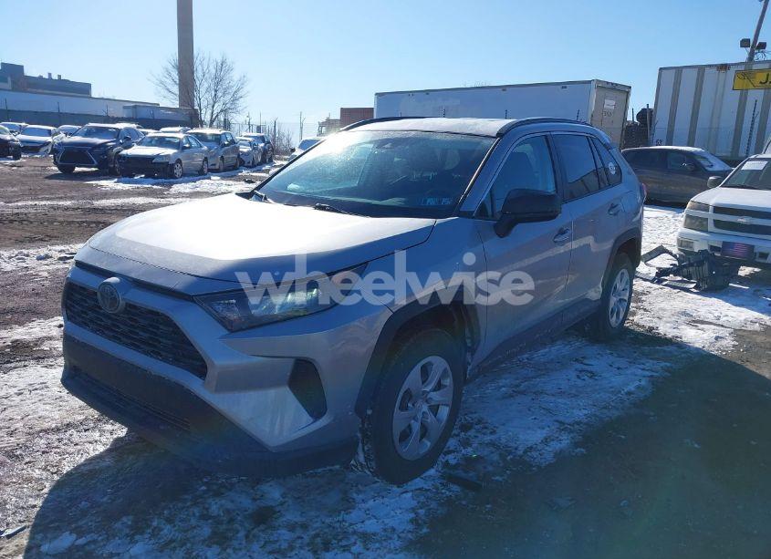 Photo 2 of 2020 Toyota Rav4 LE (VIN 2T3F1RFV3LW086855)