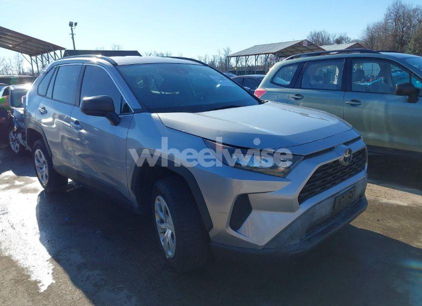 2020 Toyota Rav4 LE (VIN 2T3F1RFV3LW087116) main photo