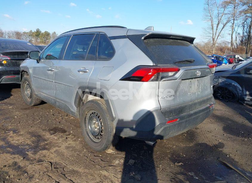 Photo 3 of 2020 Toyota Rav4 LE (VIN 2T3F1RFV3LW134726)