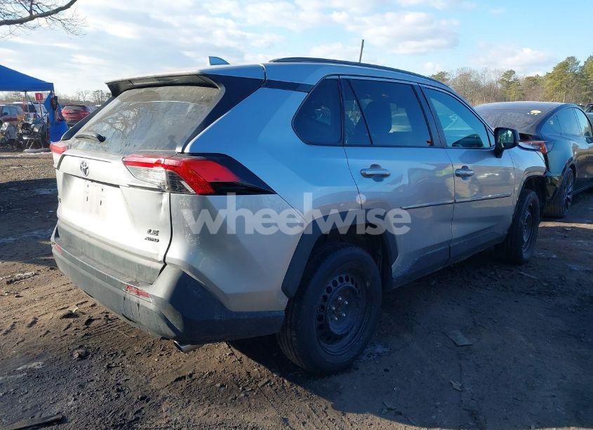 Photo 4 of 2020 Toyota Rav4 LE (VIN 2T3F1RFV3LW134726)