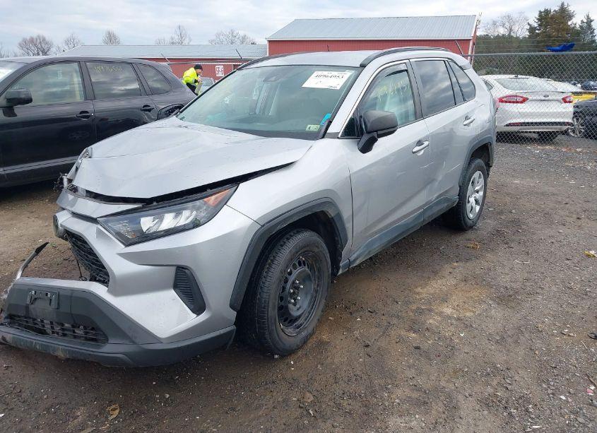 Photo 2 of 2021 Toyota Rav4 LE (VIN 2T3F1RFV3MC199143)