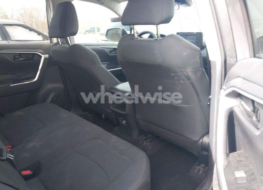 Photo 8 of 2021 Toyota Rav4 LE (VIN 2T3F1RFV3MC206155)