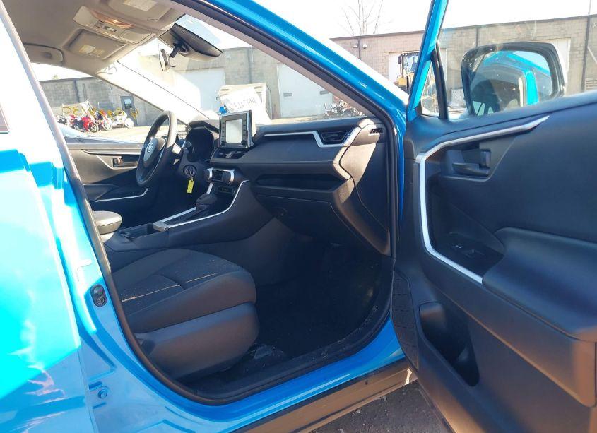 Photo 5 of 2021 Toyota Rav4 LE (VIN 2T3F1RFV3MW235699)