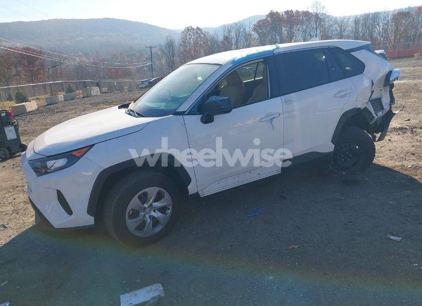 Photo 2 of 2022 Toyota Rav4 LE (VIN 2T3F1RFV3NW309852)