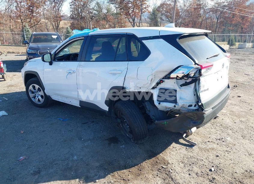 Photo 3 of 2022 Toyota Rav4 LE (VIN 2T3F1RFV3NW309852)