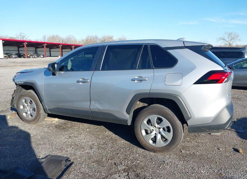 Photo 14 of 2022 Toyota Rav4 LE (VIN 2T3F1RFV3NW313710)