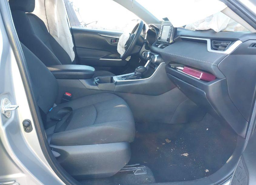 Photo 5 of 2022 Toyota Rav4 LE (VIN 2T3F1RFV3NW313710)