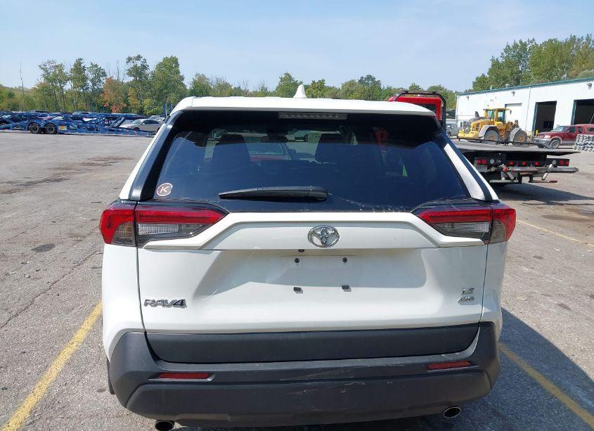 Photo 16 of 2022 Toyota Rav4 LE (VIN 2T3F1RFV3NW323511)