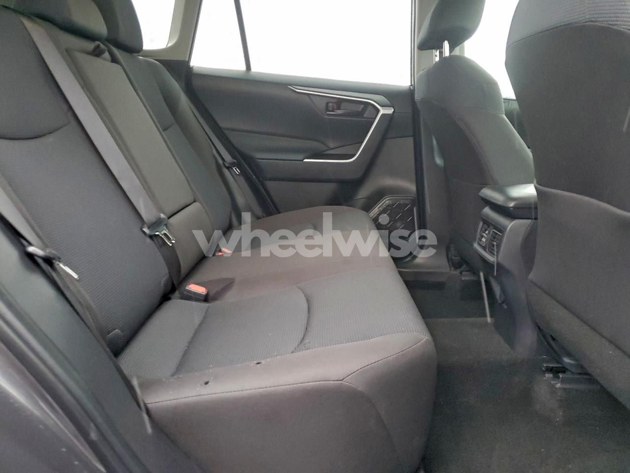 Photo 11 of 2025 TOYOTA RAV4 LE (VIN 2T3F1RFV3SW539113)