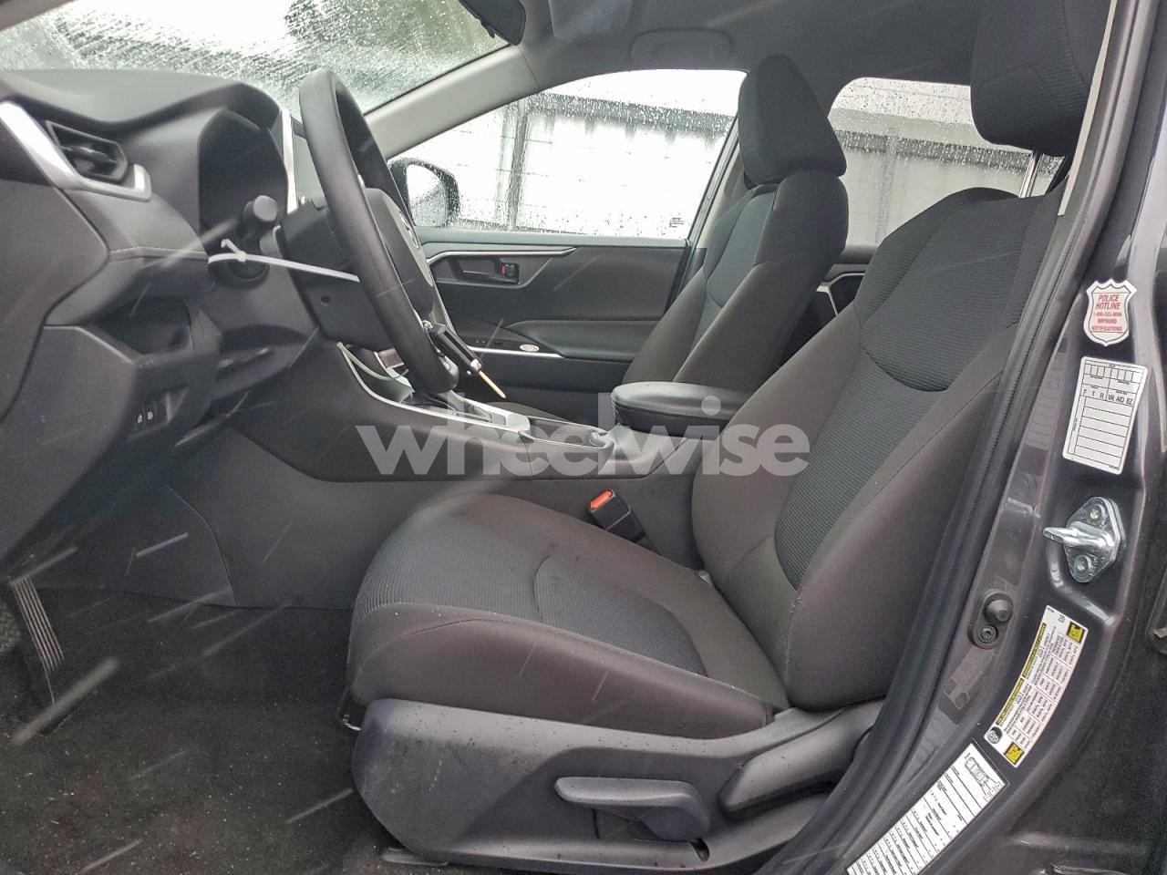 Photo 7 of 2025 TOYOTA RAV4 LE (VIN 2T3F1RFV3SW539113)