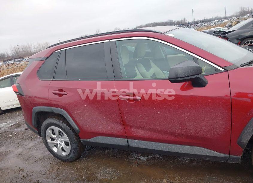 Photo 13 of 2019 Toyota Rav4 LE (VIN 2T3F1RFV4KC001618)