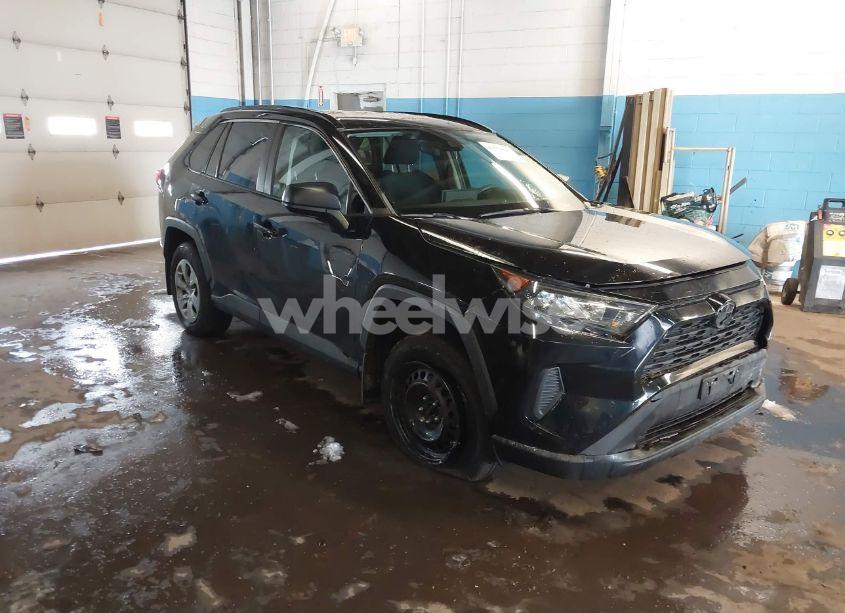 2019 Toyota Rav4 LE (VIN 2T3F1RFV4KC054321) main photo
