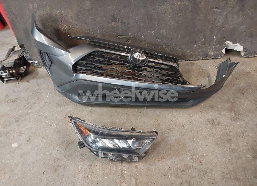 Photo 12 of 2019 Toyota Rav4 LE (VIN 2T3F1RFV4KW061414)