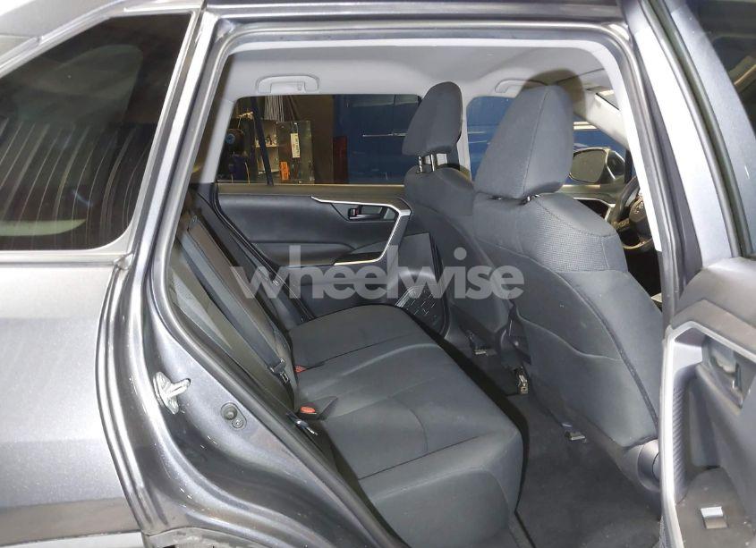 Photo 8 of 2019 Toyota Rav4 LE (VIN 2T3F1RFV4KW061414)