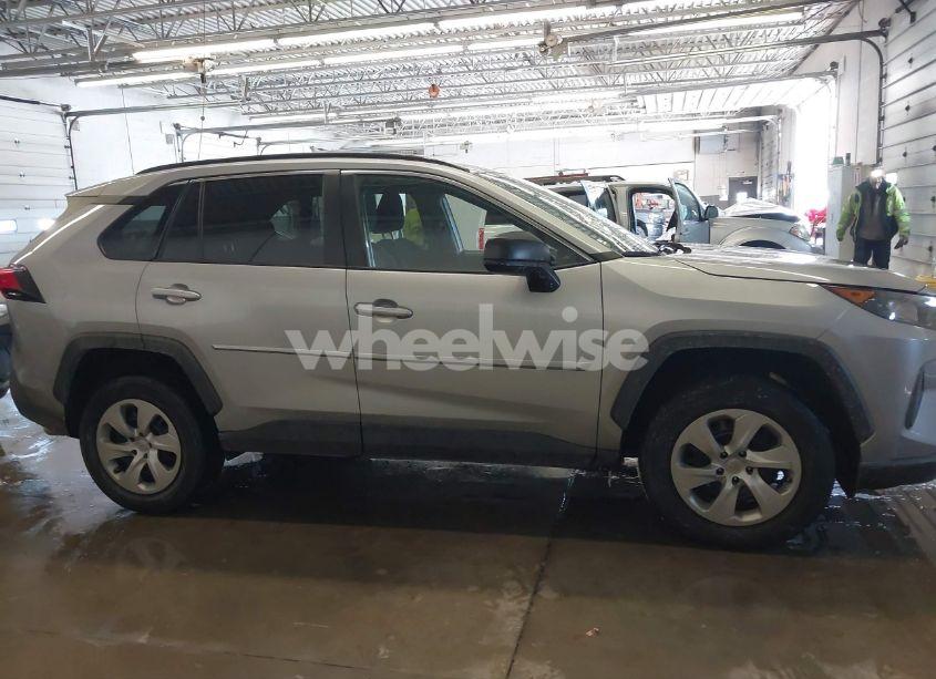 Photo 13 of 2019 Toyota Rav4 LE (VIN 2T3F1RFV4KW066158)
