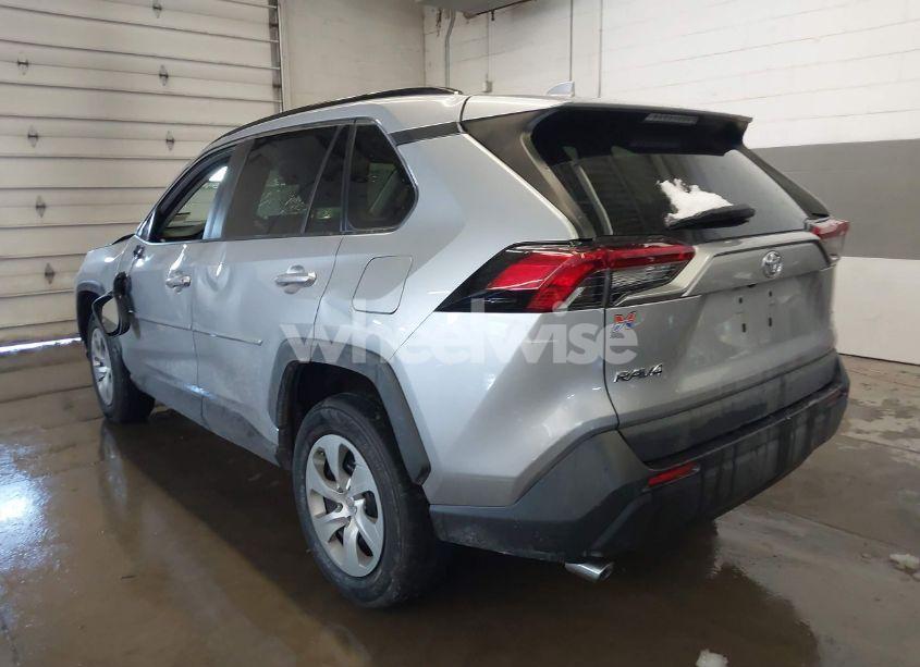 Photo 3 of 2019 Toyota Rav4 LE (VIN 2T3F1RFV4KW066158)