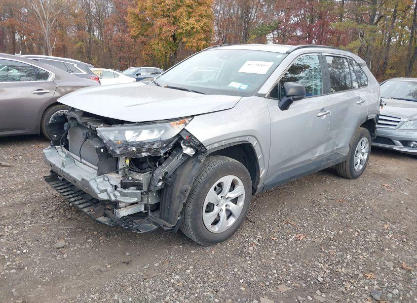 Photo 2 of 2020 Toyota Rav4 LE (VIN 2T3F1RFV4LW131897)